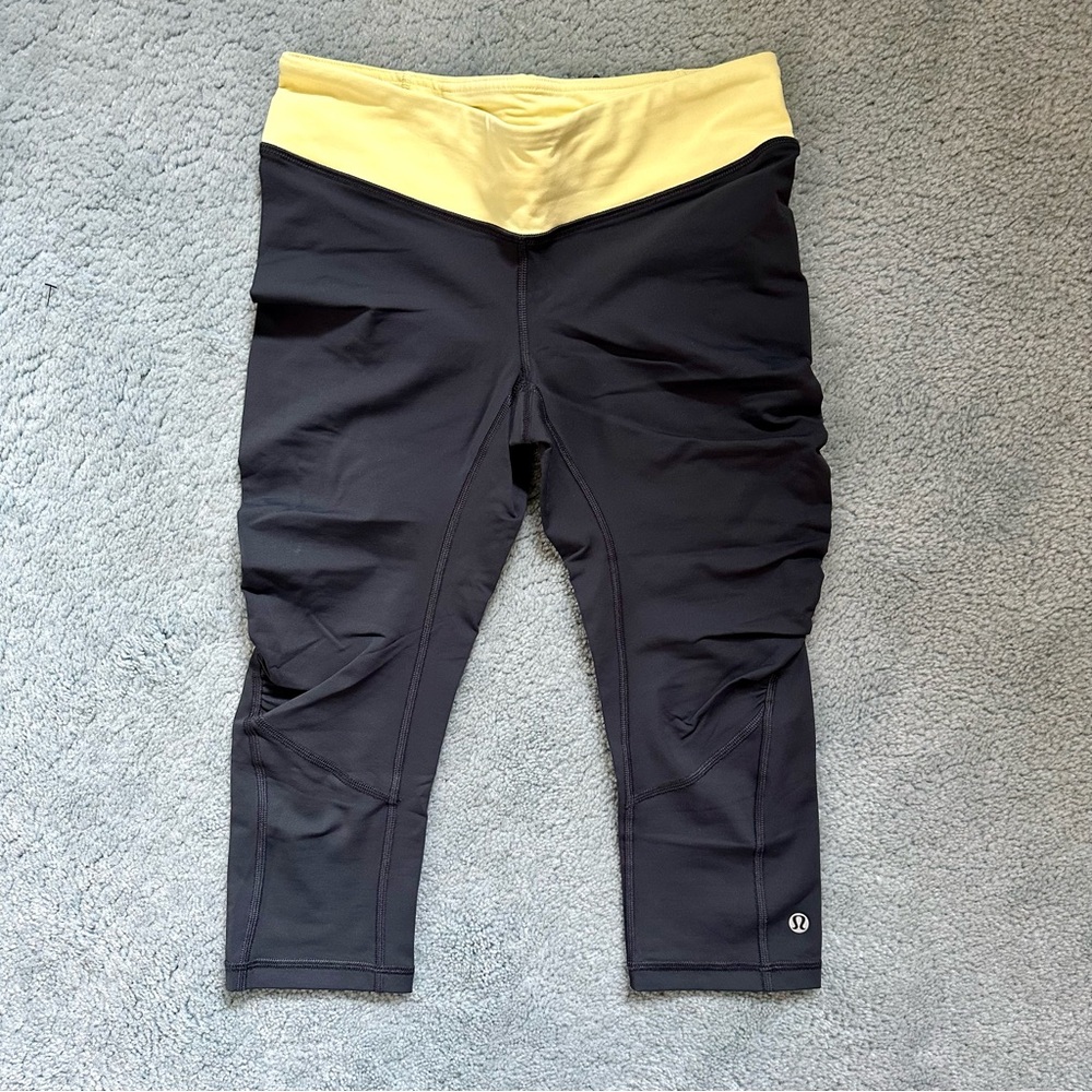 LULULEMON| NWOT | side ruching capri